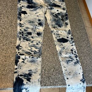 Distressed low rise super skinny jeggings size 10